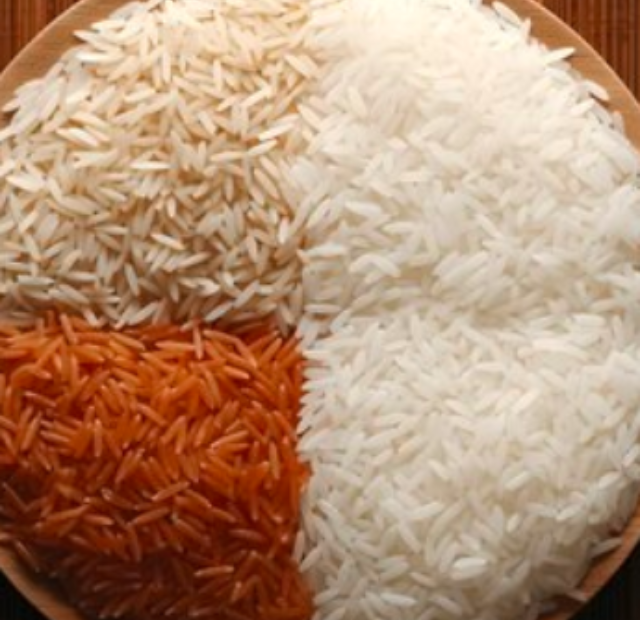 Which rice is better for you? What you should know about brown rice and white rice.